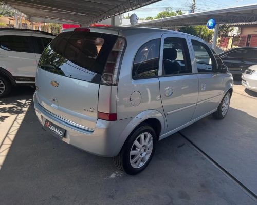 8b29cff9-fdeb-40df-a43a-0fec97d07483