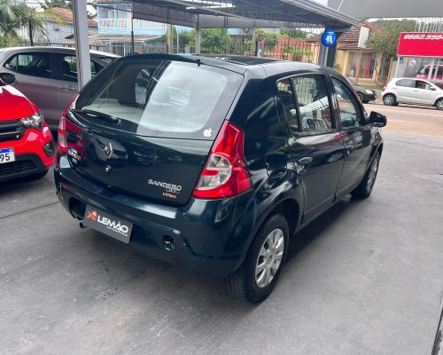 e23e9efe-1667-4f6b-b877-9e8f17e46b8b